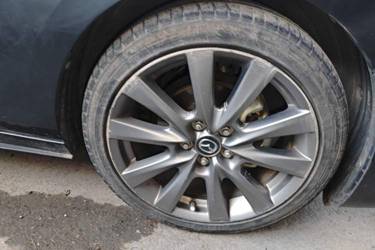 Used Mazda 3 Axela 2022 2.0L Automatic Zhiya Edition Right Front Wheel Hub