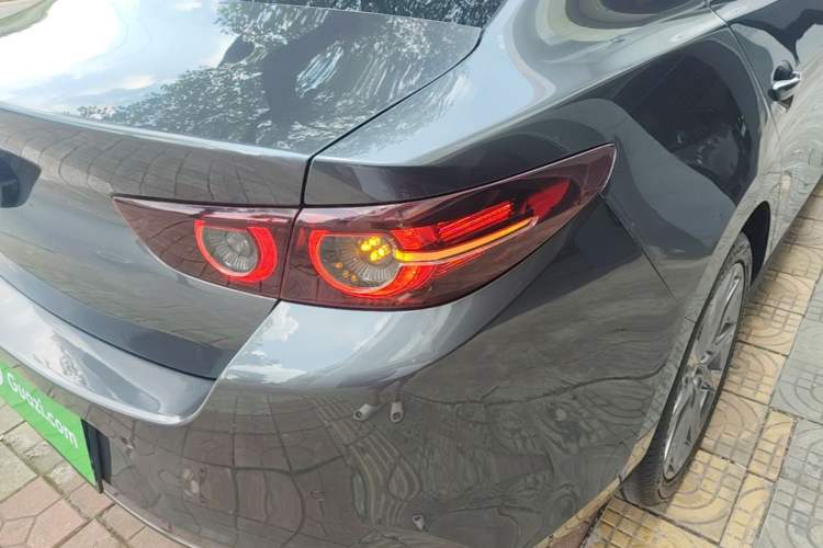 Used Mazda 3 Axela 2022 2.0L Automatic Zhi Rui Edition Right Rear Taillight