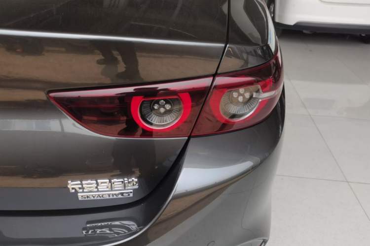 Used Mazda 3 Axela 2022 2.0L Automatic Zhi Rui Edition Right Rear Taillight