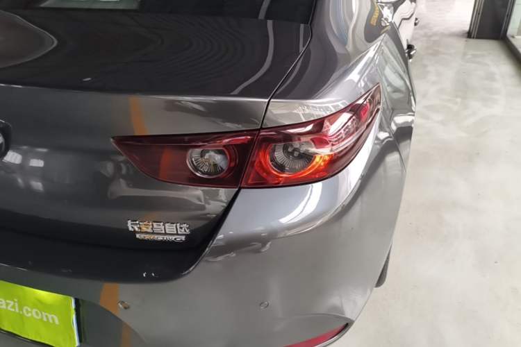 Used Mazda 3 Axela 2022 2.0L Automatic Zhiya Edition Right Rear Taillight