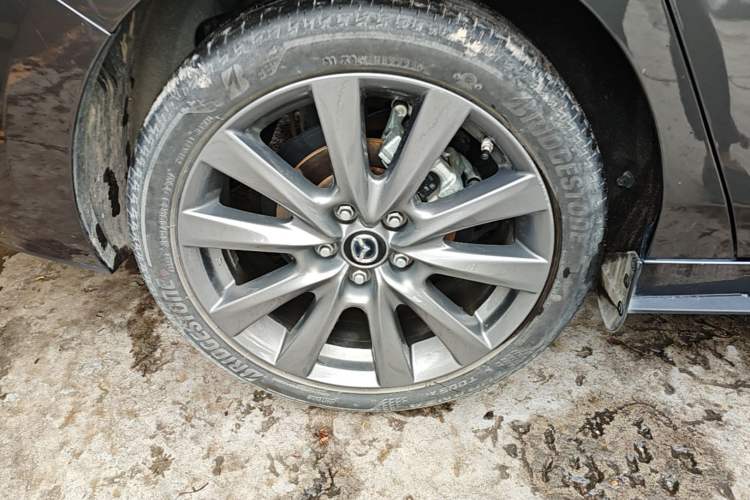 Used Mazda 3 Axela 2022 2.0L Automatic Zhiya Edition Right Rear Wheel Hub