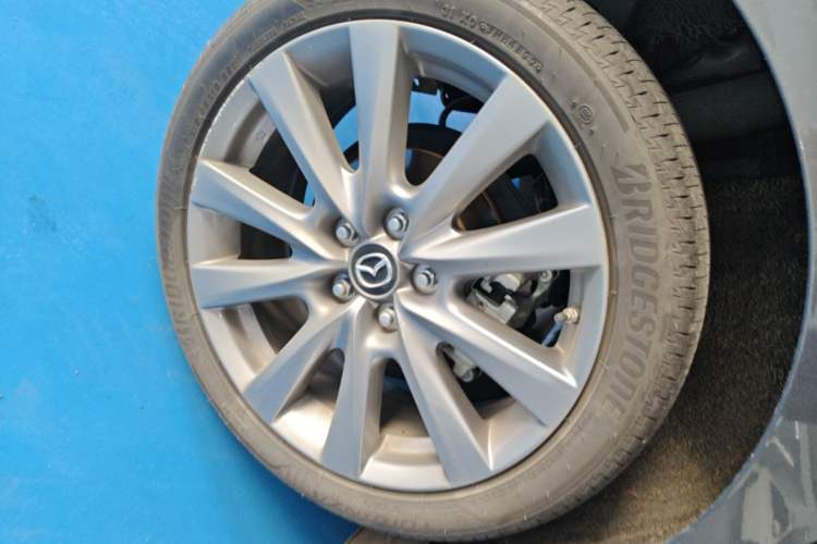 Used Mazda 3 Axela 2022 2.0L Automatic Zhi Rui Edition Right Rear Wheel Hub