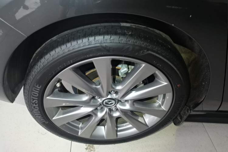 Used Mazda 3 Axela 2022 2.0L Automatic Zhi Rui Edition Right Rear Wheel Hub