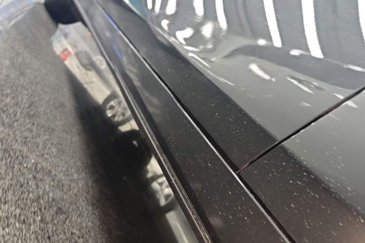 Used Mazda 3 Axela 2022 2.0L Automatic Zhiqing Edition Right Side Sill