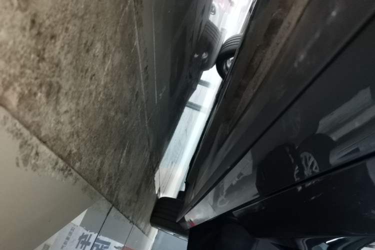 Used Mazda 3 Axela 2022 2.0L Automatic ZhiXuan Edition Right Side Sill