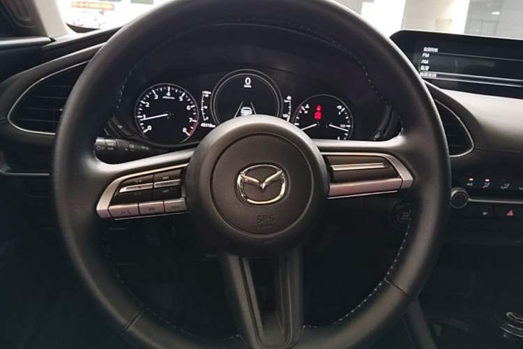 Used Mazda 3 Axela 2022 2.0L Automatic Zhiqing Edition Steering Wheel