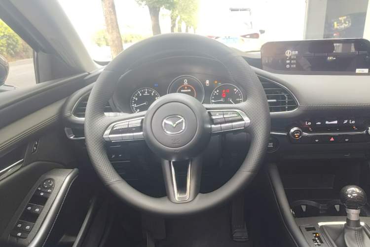 Used Mazda 3 Axela 2022 2.0L Automatic Zhi Rui Edition Steering Wheel