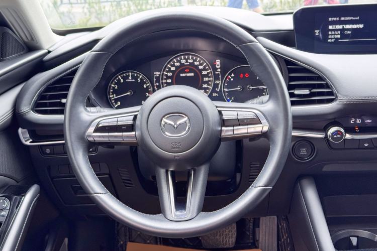 Used Mazda 3 Axela 2022 2.0L Automatic Zhiya Edition Steering Wheel