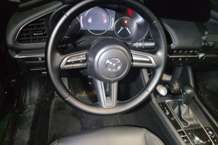 Used Mazda 3 Axela 2022 2.0L Automatic Zhiqing Edition Steering Wheel