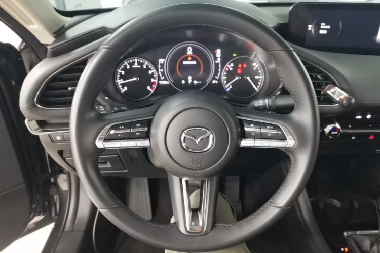 Used Mazda 3 Axela 2022 2.0L Automatic ZhiXuan Edition Steering Wheel