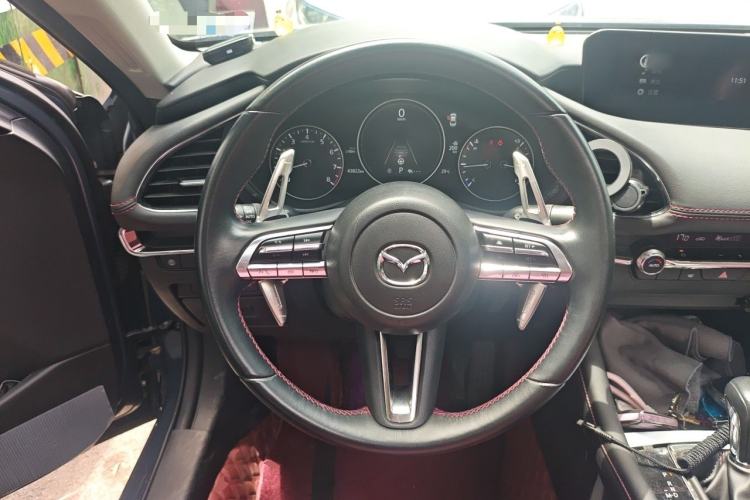 Used Mazda 3 Axela 2022 2.0L Automatic Zhi Rui Obsidian Edition Steering Wheel