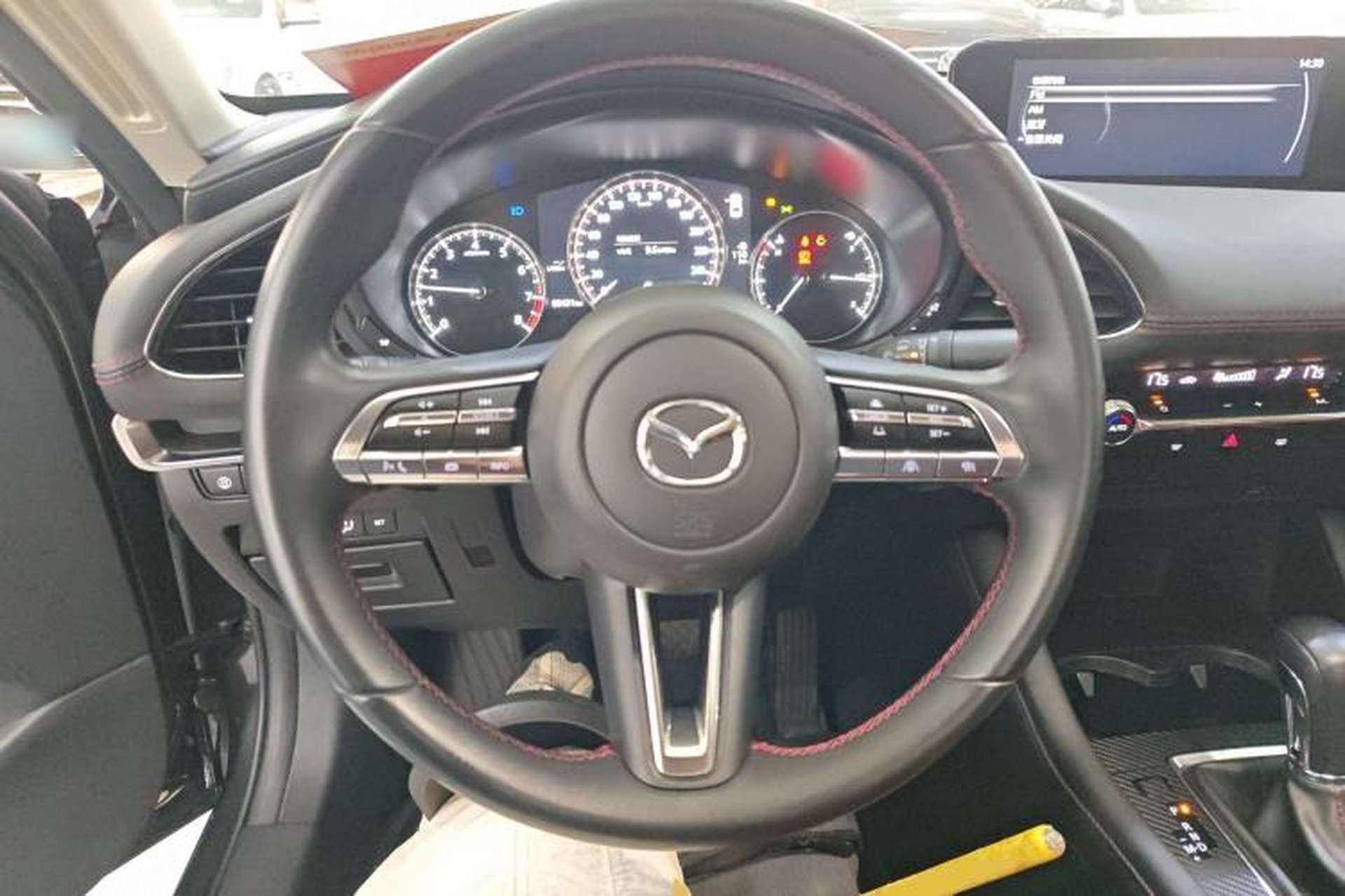 Used Mazda 3 Axela 2022 2.0L Automatic Zhi Rui Obsidian Edition Steering Wheel