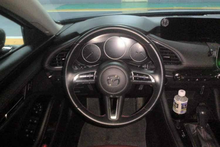 Used Mazda 3 Axela 2022 2.0L Automatic Premium Black Obsidian Edition Steering Wheel