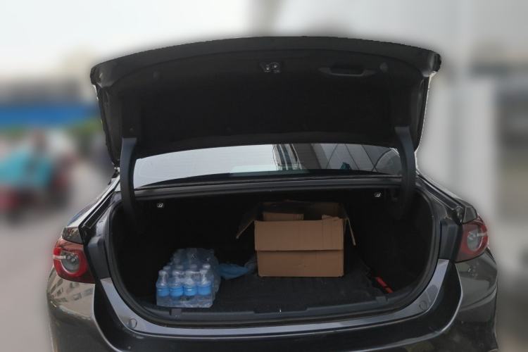 Used Mazda 3 Axela 2022 2.0L Automatic Zhiyao Edition Trunk