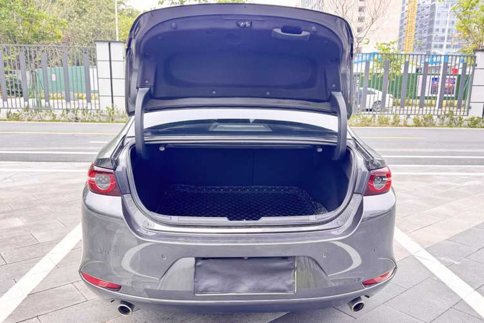 Used Mazda 3 Axela 2022 2.0L Automatic Zhiya Edition Trunk