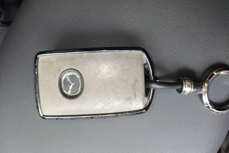 Used Mazda 3 Axela 2022 2.0L Automatic Zhi Rui Edition Vehicle Key