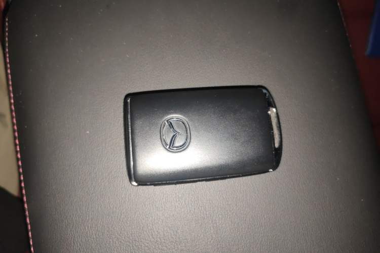 Used Mazda 3 Axela 2022 2.0L Automatic Premium Black Obsidian Edition Vehicle Key
