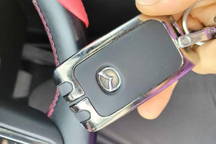 Used Mazda 3 Axela 2022 2.0L Automatic Premium Black Obsidian Edition Vehicle Key