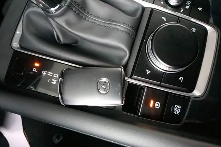Used Mazda 3 Axela 2022 2.0L Automatic Zhiqing Edition Vehicle Key