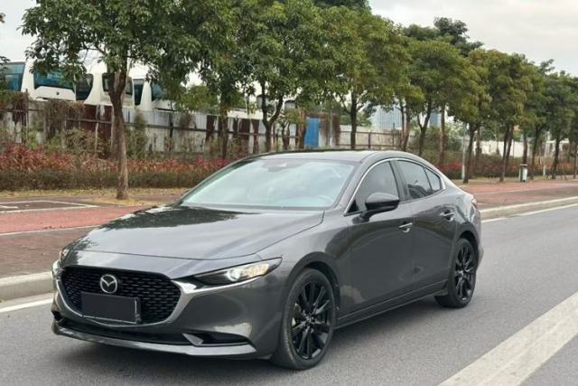 Used Mazda 3 Axela 2022 2.0L Automatic Premium Black Obsidian Edition
