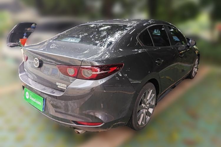 Used Mazda 3 Axela 2022 2.0L Automatic ZhiZun Edition Rear Right 45 Deg