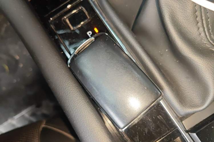Used Mazda 3 Axela 2022 2.0L Automatic ZhiZun Edition Vehicle Key