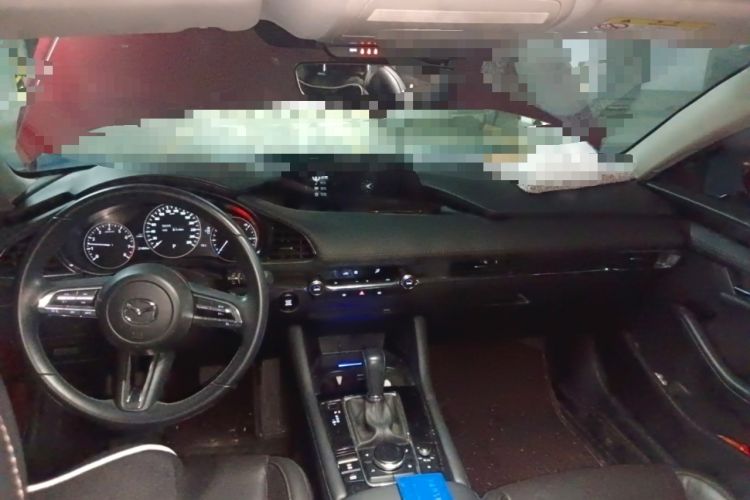 Used Mazda 3 Axela 2022 2.0L Automatic Zhiya Edition Center Console