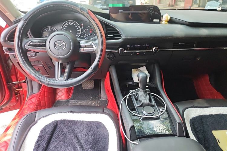 Used Mazda 3 Axela 2022 2.0L Automatic Zhiya Edition Center Console