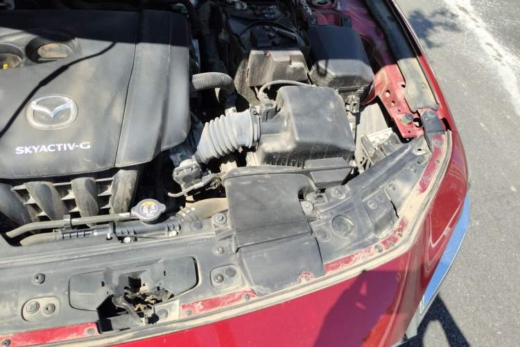 Used Mazda 3 Axela 2022 2.0L Automatic ZhiXuan Edition Engine Bay Left