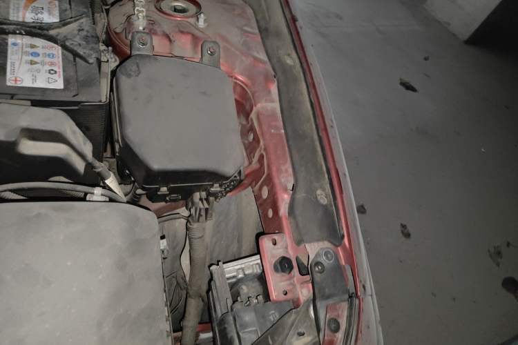 Used Mazda 3 Axela 2022 2.0L Automatic Zhiya Edition Engine Bay Left