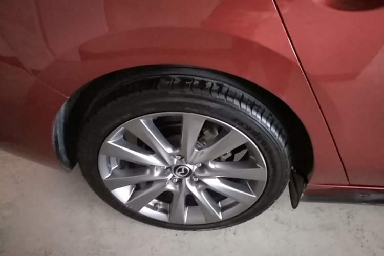 Used Mazda 3 Axela 2022 2.0L Automatic ZhiXuan Edition Exterior 5