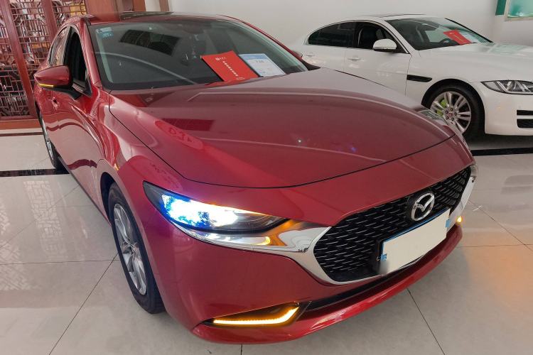 Used Mazda 3 Axela 2022 2.0L Automatic Zhiqing Edition Front Right 45 Deg