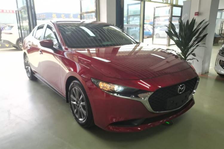 Used Mazda 3 Axela 2022 2.0L Automatic Zhiqing Edition Front Right 45 Deg