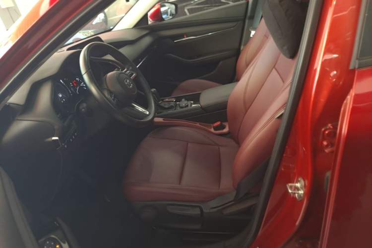Used Mazda 3 Axela 2022 2.0L Automatic ZhiXuan Edition Left Front Seat