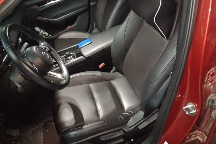 Used Mazda 3 Axela 2022 2.0L Automatic Zhiya Edition Left Front Seat