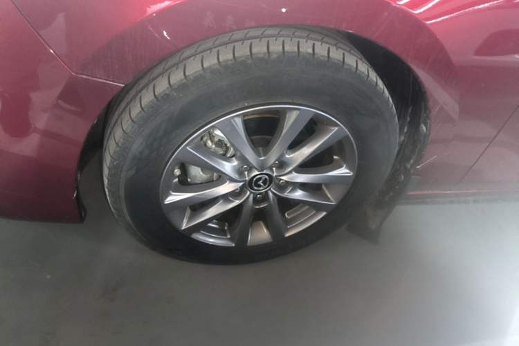 Used Mazda 3 Axela 2022 2.0L Automatic Zhiqing Edition Left Front Wheel Hub