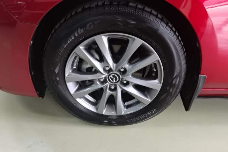 Used Mazda 3 Axela 2022 2.0L Automatic Zhiqing Edition Left Front Wheel Hub