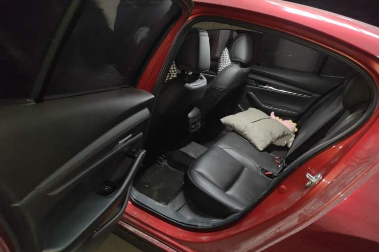 Used Mazda 3 Axela 2022 2.0L Automatic Zhiya Edition Left Rear Seat