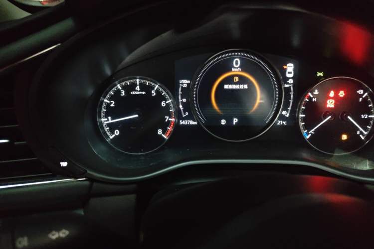 Used Mazda 3 Axela 2022 2.0L Automatic Zhiya Edition Odometer Close Up