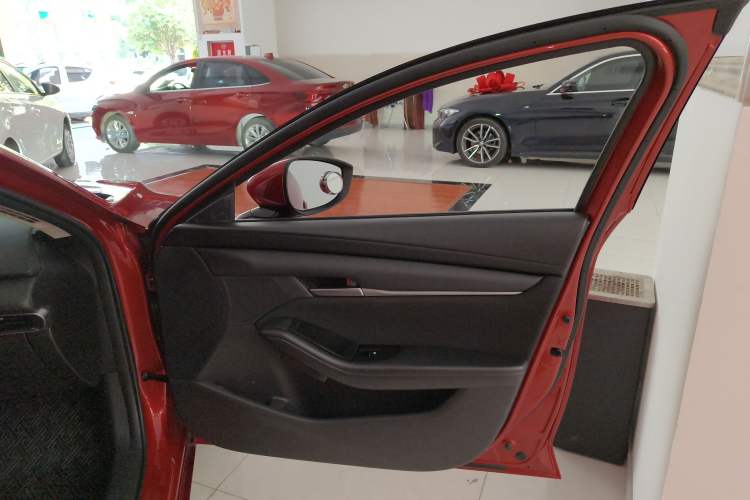 Used Mazda 3 Axela 2022 2.0L Automatic Zhiqing Edition Right Front Door Interior