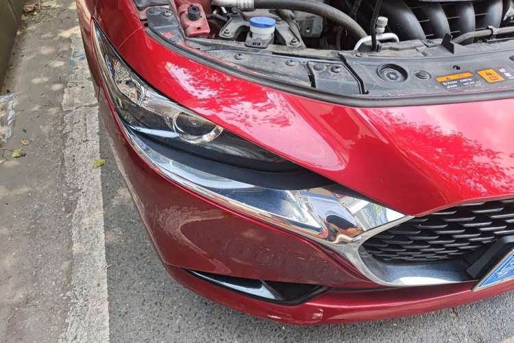 Used Mazda 3 Axela 2022 2.0L Automatic Zhiya Edition Right Front Headlight
