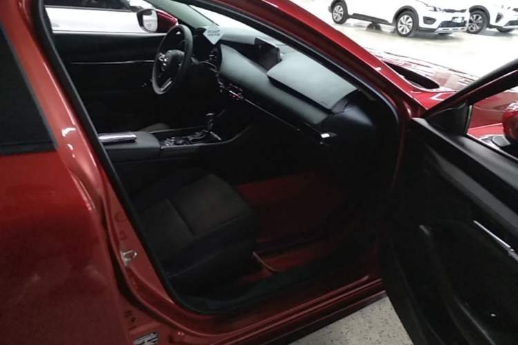 Used Mazda 3 Axela 2022 2.0L Automatic ZhiXuan Edition Right Front Seat
