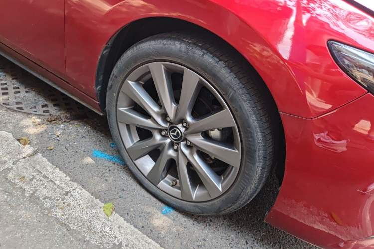 Used Mazda 3 Axela 2022 2.0L Automatic Zhiya Edition Right Front Wheel Hub