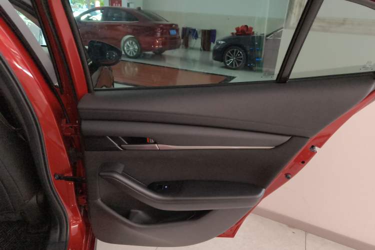 Used Mazda 3 Axela 2022 2.0L Automatic Zhiqing Edition Right Rear Door Interior