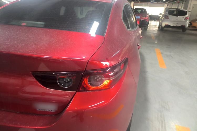 Used Mazda 3 Axela 2022 2.0L Automatic Zhiqing Edition Right Rear Taillight