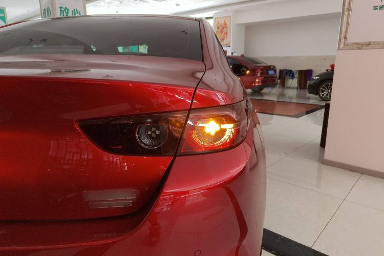 Used Mazda 3 Axela 2022 2.0L Automatic Zhiqing Edition Right Rear Taillight