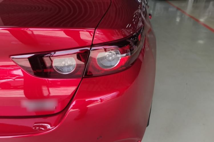 Used Mazda 3 Axela 2022 2.0L Automatic Zhiqing Edition Right Rear Taillight