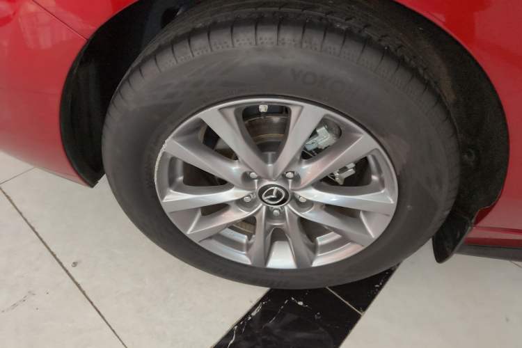 Used Mazda 3 Axela 2022 2.0L Automatic Zhiqing Edition Right Rear Wheel Hub