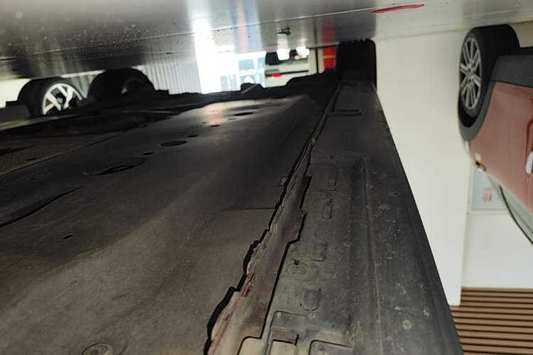Used Mazda 3 Axela 2022 2.0L Automatic Zhiya Edition Right Side Sill