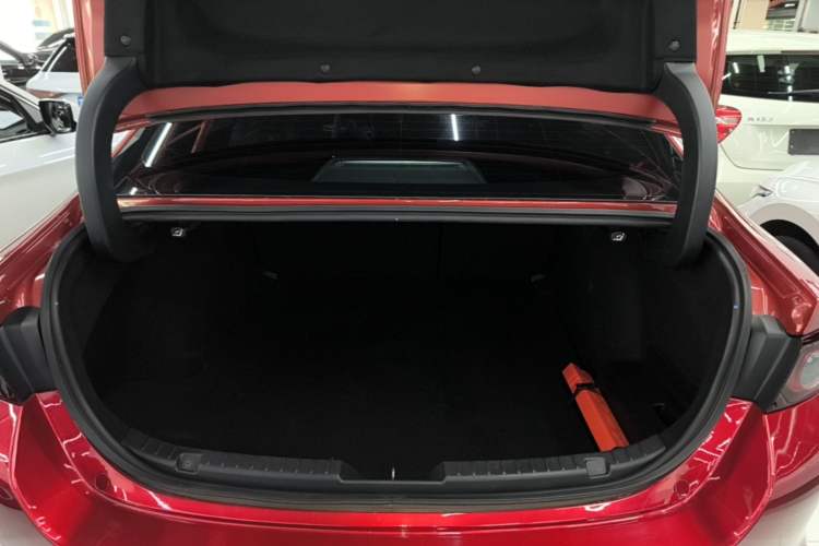 Used Mazda 3 Axela 2022 2.0L Automatic Zhiya Edition Trunk